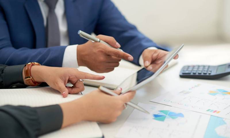 Qu'est-ce que le consentement éclairé et pourquoi est-il important ?